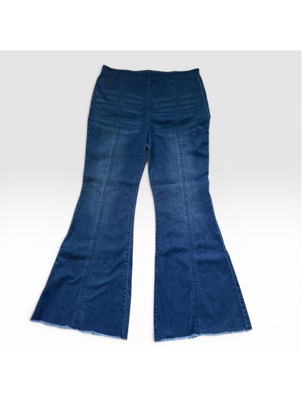 Wonderly Curvy 2XL blue denim stretchy flare jeans with a high elastic waist
